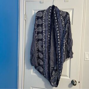 American Eagle Outfitters Navy and White Cocoon Cardigan Kimono Size O/S